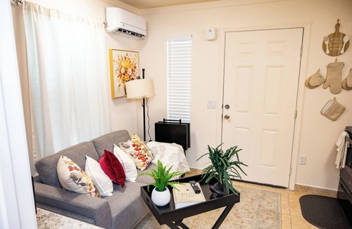 Leon Valley House | Cozy Suite 142 1BR/1BA
