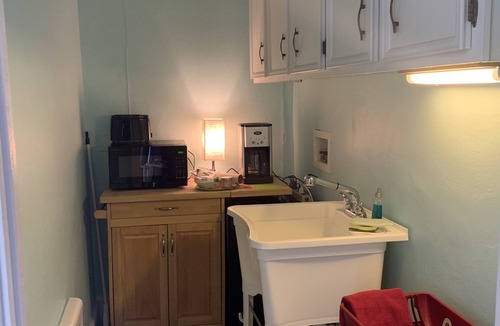 Willoughby Spit Cottage | Cozy Suite at the Beach