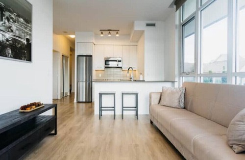Richmond Hill Condo | Cozy Suite Good Location