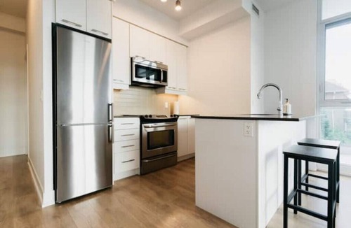 Richmond Hill Condo | Cozy Suite Good Location