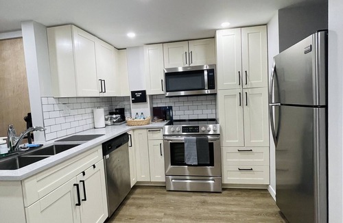Winnipeg House | Cozy suite in St. Boniface