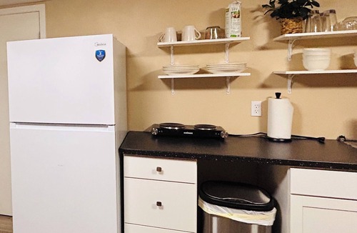 Aurora Apartment | Cozy Suite Near Anschutz DIA Central Park