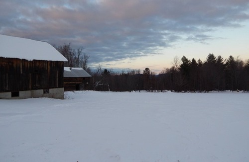 North River Apartment | Cozy suite on Garnet Hill trails; Gore 15 minutes away.