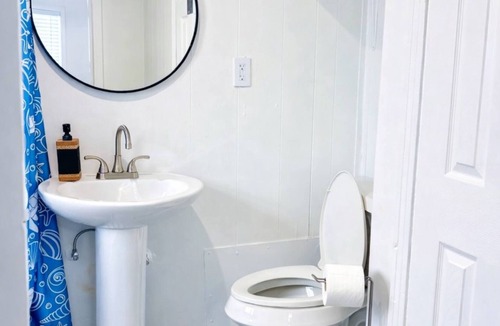 Greater East End Apartment | Cozy Suite on Wooding, 1-bedroom apartment in Houston