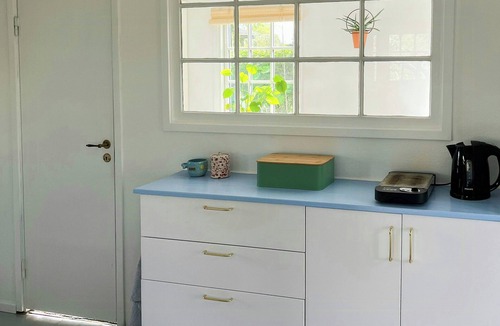 Maribo House | Cozy summer cottage on picturesque Askø