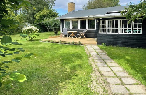 Maribo House | Cozy summer cottage on picturesque Askø