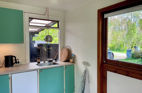 Vejby Cottage | Cozy Summer Cottage with Orangery - close to Beach & Heatherhill