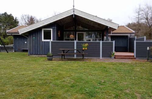 Bønnerup Strand House | Cozy summer house and annex in tranquility