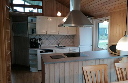 Diernæs House | Cozy summer house by the beach and forest