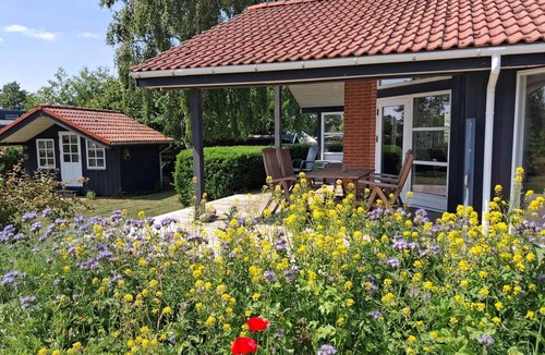 Diernæs House | Cozy summer house by the beach and forest