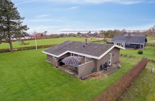 Næs House | Cozy summer house close to the beach