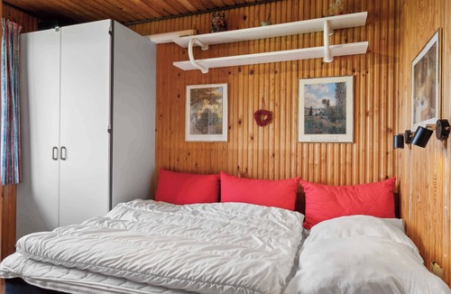 Vemmenæs House | Cozy summer house with panoramic view