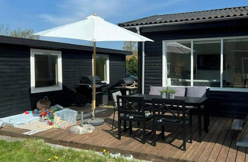 Kaldred House | Cozy summer house with sauna