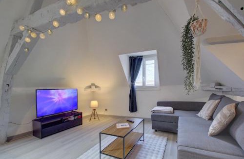 Saumur Apartment | Cozy T2 - Quartier de Nantilly - Saumur