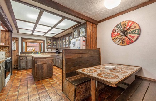 Homewood House | Cozy Tahoe Swiss Village Cabin!