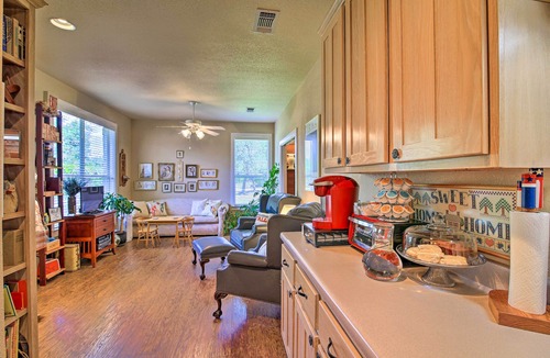 Mountain Home Apartment | Cozy Texas Retreat w/Patio, Grill & Fire Pit!