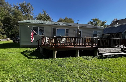 Richfield Springs House | Cozy three bedroom cottage on Lake Canadarago