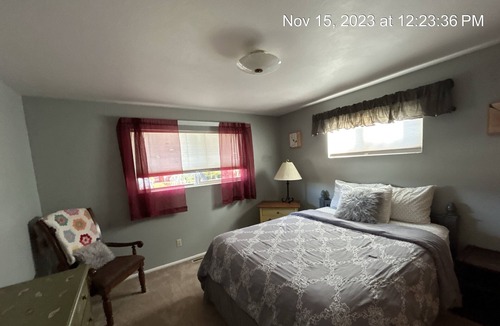 Hillcrest House | Cozy Three bedroom beautiful home !