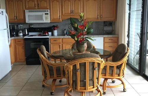 Kihei Condo | Cozy Top-Floor Maui Parkshore Condo