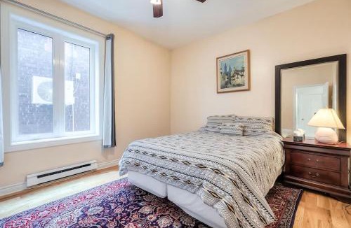 High Park North Apartment | Cozy Toronto Apt Steps from High Park