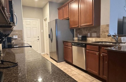 Sterling Ridge House | Cozy townhome in The Woodlands