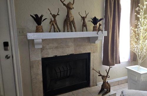 Bonanza Apartment | Cozy Townhouse Deer