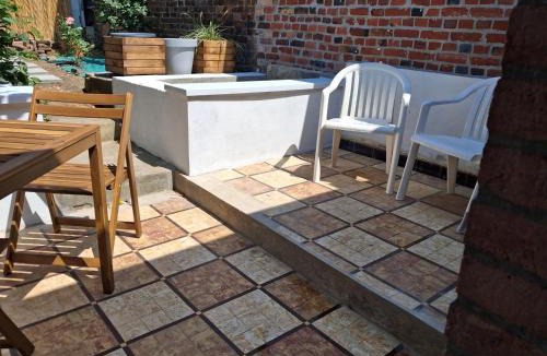 Lambersart House | Cozy Townhouse near Lille - 3 Guests
