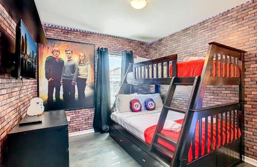 Bellavida House | Cozy Townhouse with Private Pool in Kissimmee