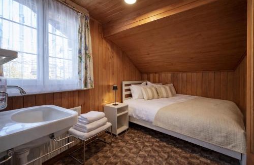 Grindelwald Ski Chalet | Cozy traditional Chalet, Stunning Mountain Views