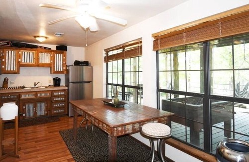 Vian Cabin | Cozy Treehouse Retreat-1 Bedroom and a loft. Your get away among the trees.
