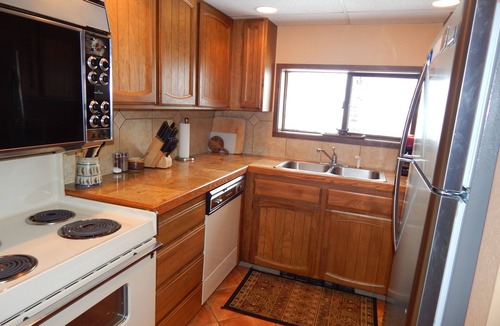 Winter Park House | Cozy tri-level townhome close to downtown and good rental for couples