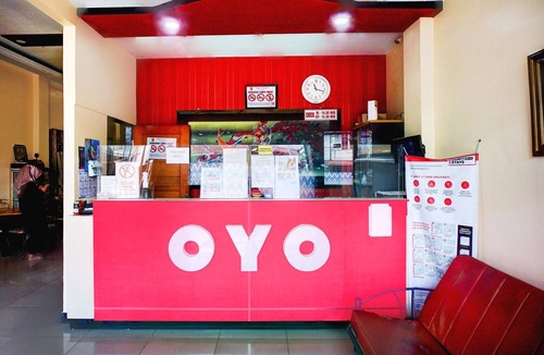 Banda Aceh House | Cozy Twin Escape with Free WiFi and Parking