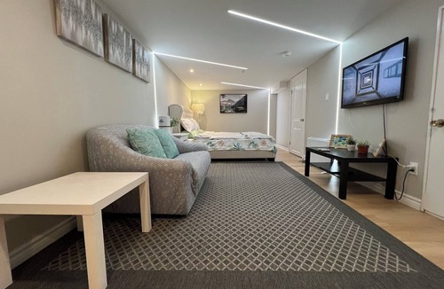 Richmond Hill House | Cozy two-bedroom, two-bathroom walkout basement at Richmond Hill