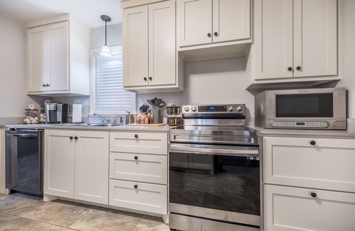 Amarillo House | Cozy two bedroom home in Amarillo. Pet Friendly!
