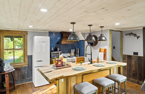 Rushville House | Cozy Two Bedroom Home Next to Canadaigua Lake Private 9+ Acres
