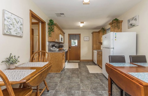 Harrisonburg House | Cozy two bedroom home with hot tub, playroom and fire pit.