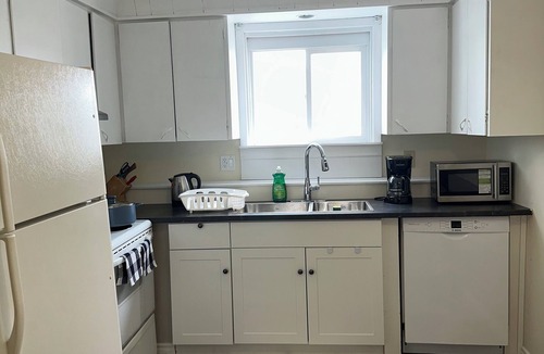 Regina House | Cozy Two Bedroom Joyful Home Regina. Family Friendly!