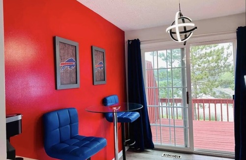 West Henrietta House | Cozy Two-Bedroom Bills themed Getaway💙♥️