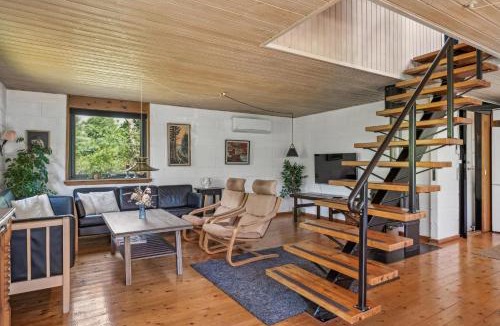 Ebdrup House | Cozy Two-Storey Holiday Home In Peaceful Nature Close To Kolind And Top Attractions In Djursland
