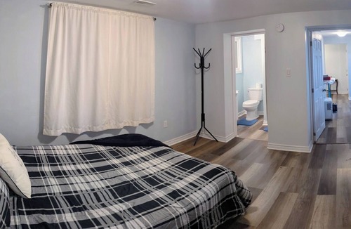 Elliot Lake House | Cozy Unit 2BD+2BTH 5 mins to Lake - [Hem]