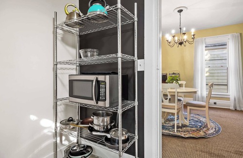 Clifton Apartment | Cozy Unit Close to Churchill Downs For Derby