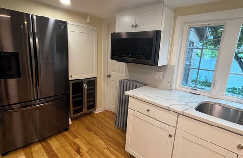 Cherry Valley House | Cozy unit in Worcester, MA