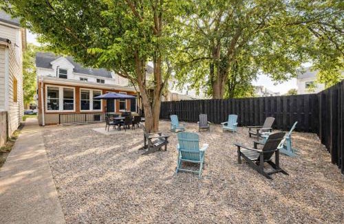 Bonnycastle Apartment | Cozy & Updated Unit in the Heart of the Highlands