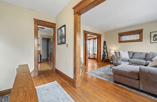 North Buffalo Apartment | Cozy Upper 3 bed 2 full bath + loft + balcony