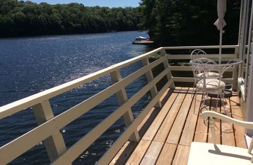 Parry Sound Cottage | Cozy Upper Boathouse For Rent