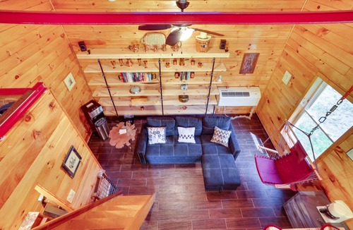 Williamstown Apartment | Cozy Upstate New York Getaway w/Fire Pit!