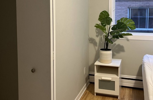 Lachine Apartment | Cozy Urban Private Room in Lachine