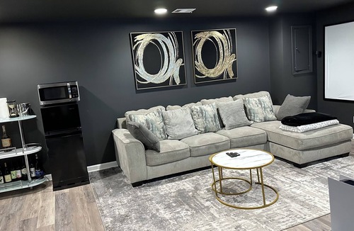 Kettering House | "COZY URBAN RETREAT"