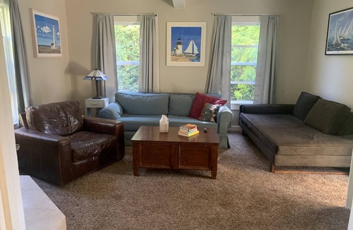 Mendocino House | Cozy Victorian Farmhouse in walking distance to the village of Mendocino!