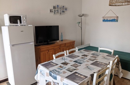 Port-la-Nouvelle Villa | Cozy Villa, A/C, 2*, Close to Beach, 5 People, Garden, BBQ, Parking